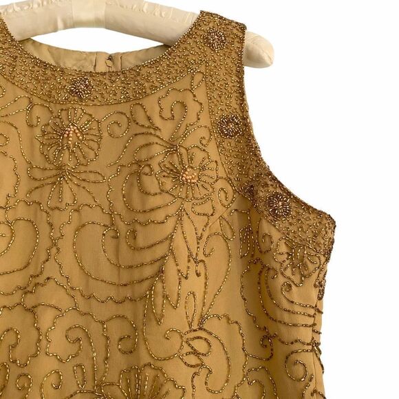 Vintage Gold Beads in Floral Design Sleeveless Top - Picture 3 of 12